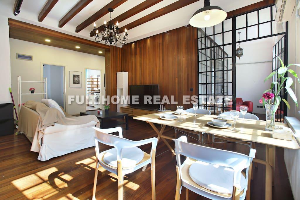 Same compound: Guotai Apartment, 3 bedrooms in Shanghai