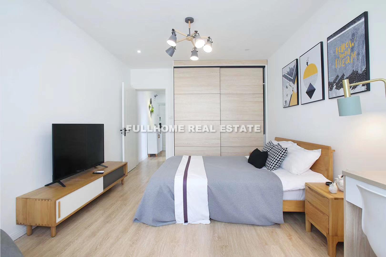 Lane 1-600 Jiaozhou Road Old House - 2 bedroom apartment in Shanghai, Jing An, Downtown