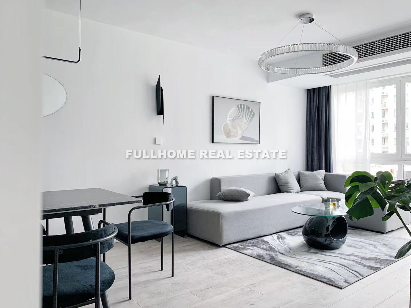 Silver Garden - 2 bedroom apartment in Shanghai, Jing An, Downtown