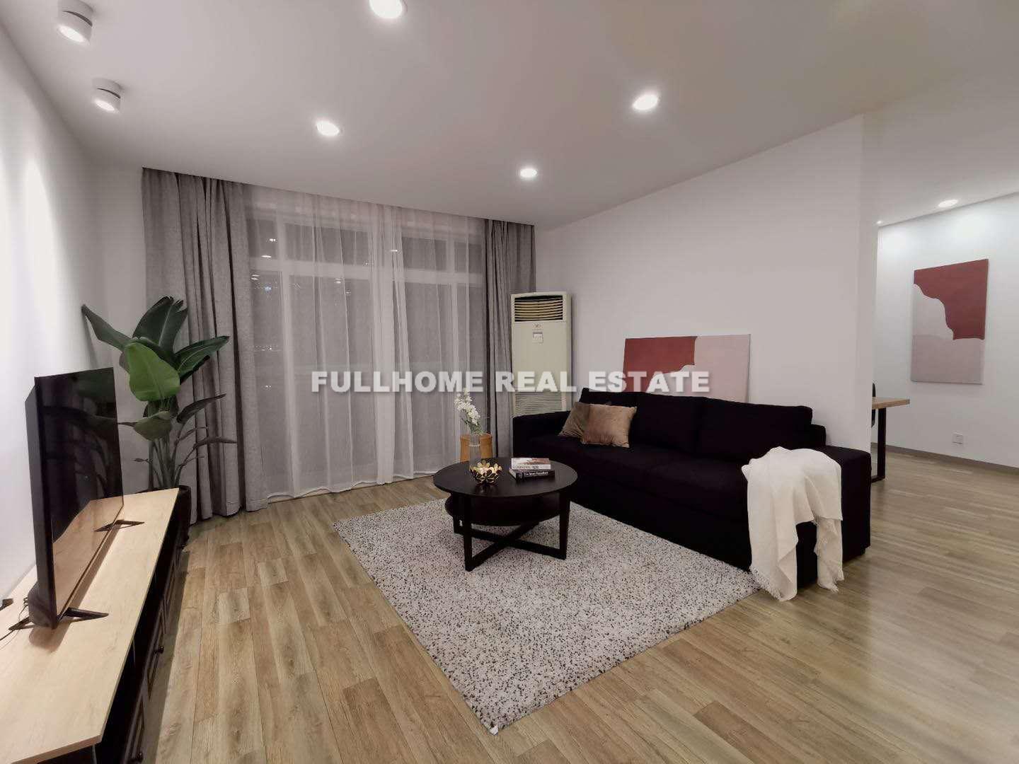 Up Town - 4 bedroom apartment in Shanghai, Gubei, Hongqiao
