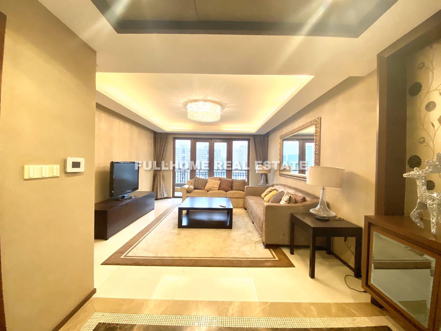 Gubei International Plaza - 3 bedroom apartment in Shanghai, Gubei, Hongqiao