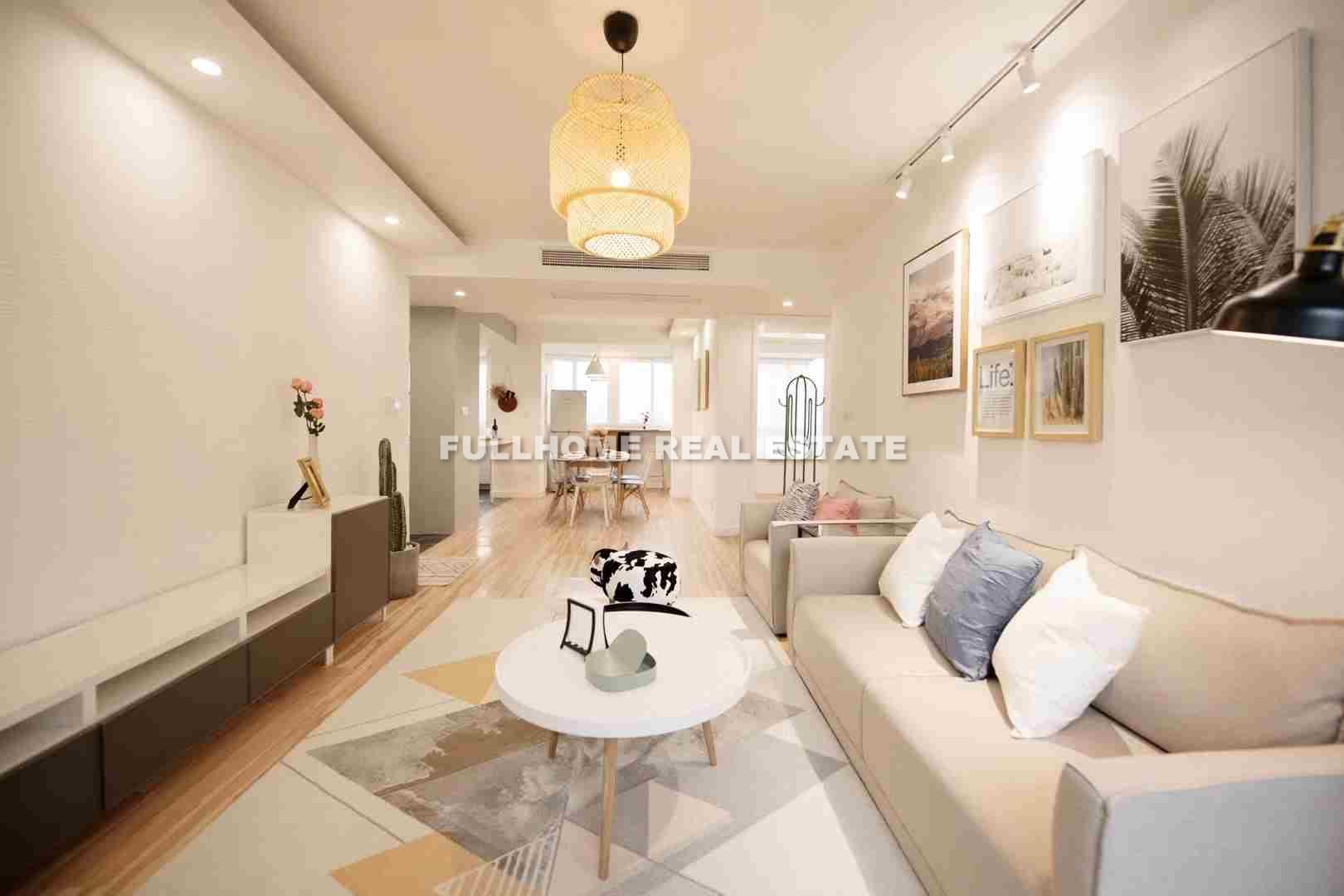 Yong Ye Apartment - 3 bedroom apartment in Shanghai, Xintiandi, Downtown