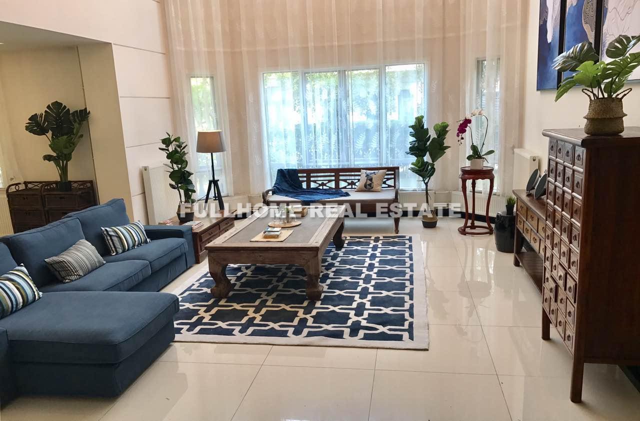Same compound: Oriental Garden Villa, 5 bedrooms in Shanghai