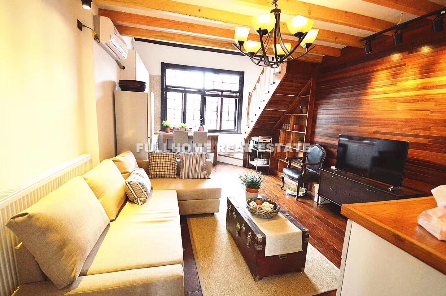 Same compound: Huayuan Fang, 1 bedrooms in Shanghai