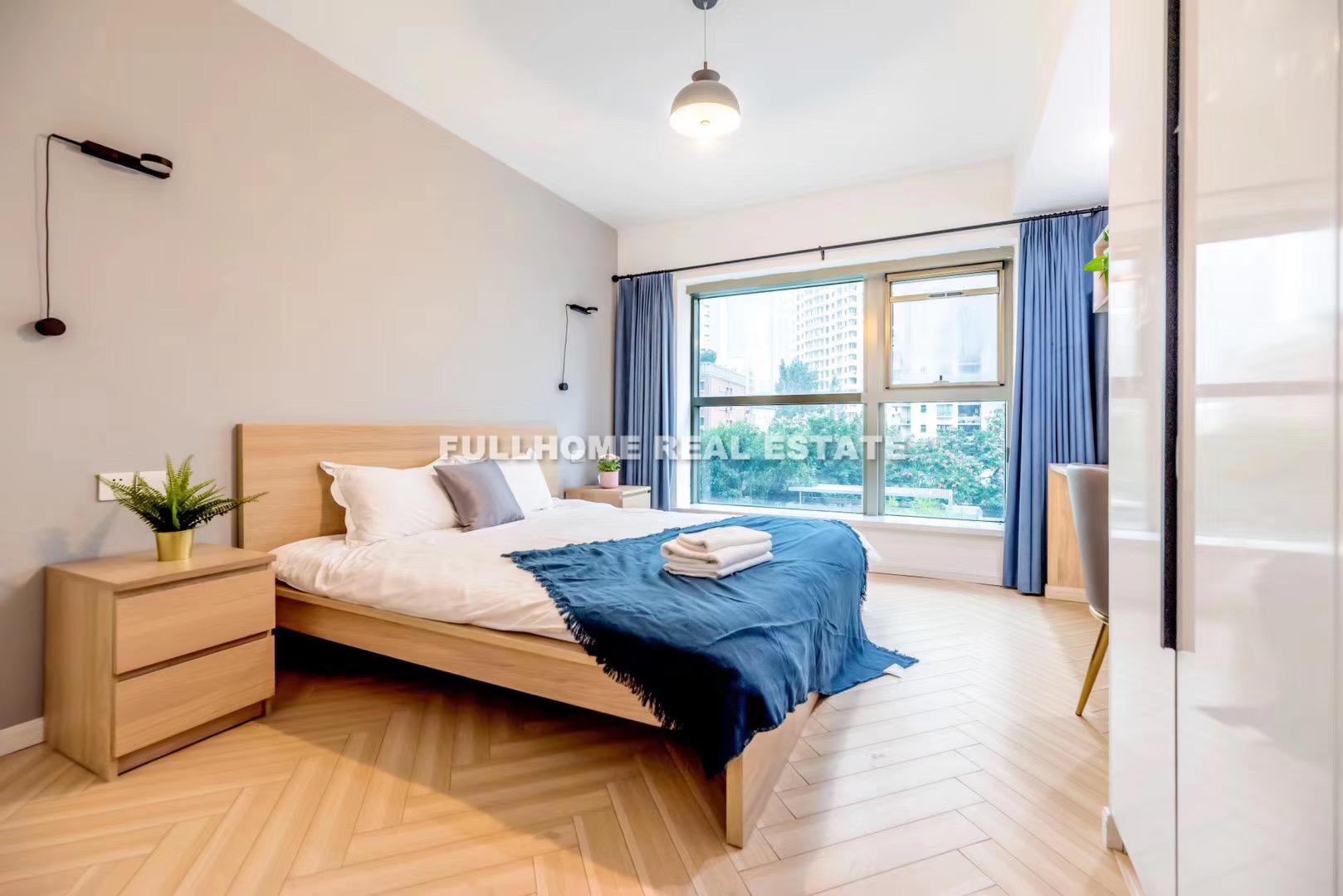 8 Park Avenue - 3 bedroom apartment in Shanghai, Jing An, Downtown