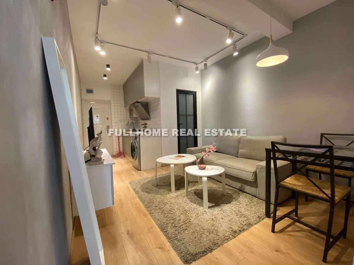 Same compound: Changjiang Apartment, 1 bedrooms in Shanghai