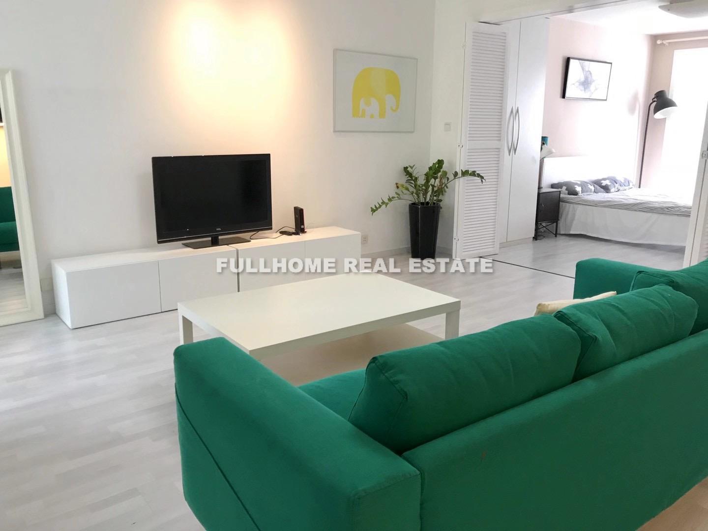 Same compound: Maoming Mill, 2 bedrooms in Shanghai