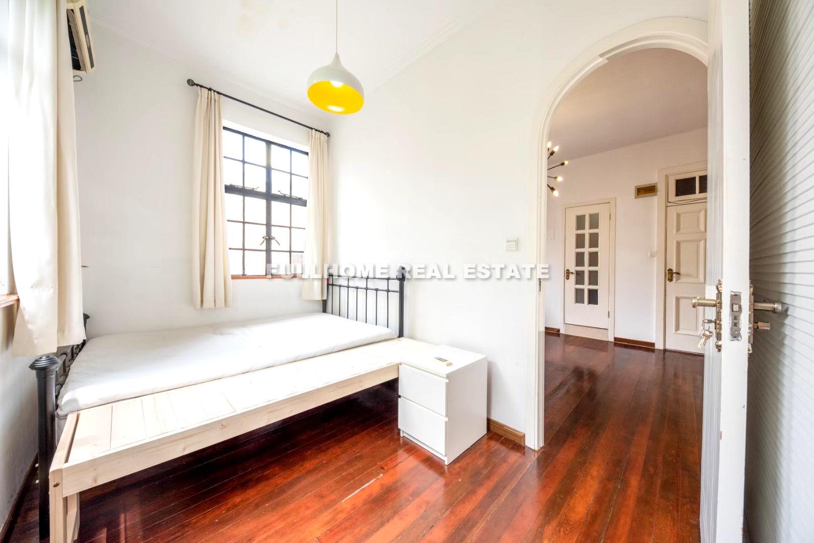 Lane 200-500 South Xiang Yang Road Old House - Interior view 3, Shanghai rental property
