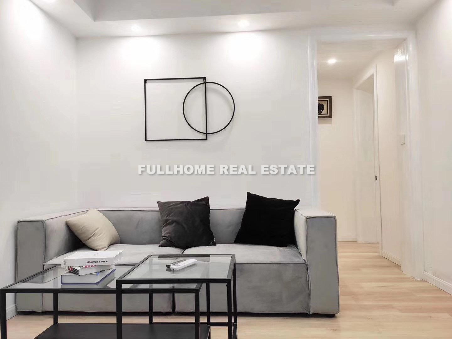 Tianding Garden - 2 bedroom apartment in Shanghai, Downtown, Downtown