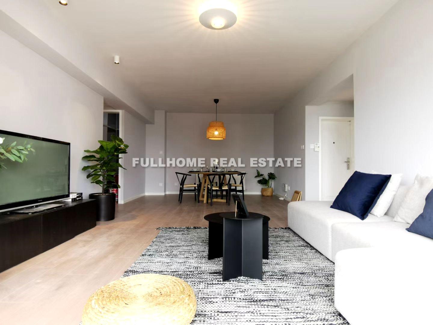 Jia Jia Mansion - 3 bedroom apartment in Shanghai, FFC, Downtown