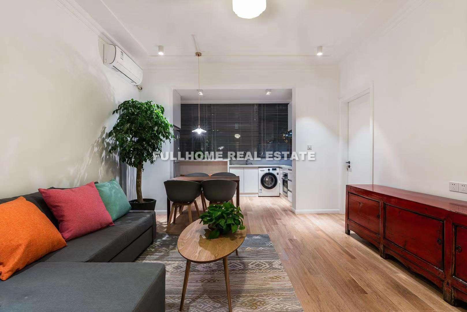 Lane1-500 Wuyuan Road Old House - 1 bedroom apartment in Shanghai, Xujiahui, Downtown