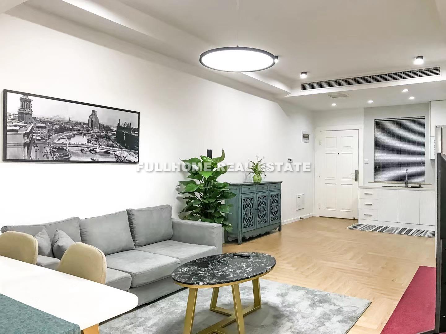Jia Shan Apartment - 3 bedroom apartment in Shanghai, Downtown, Downtown