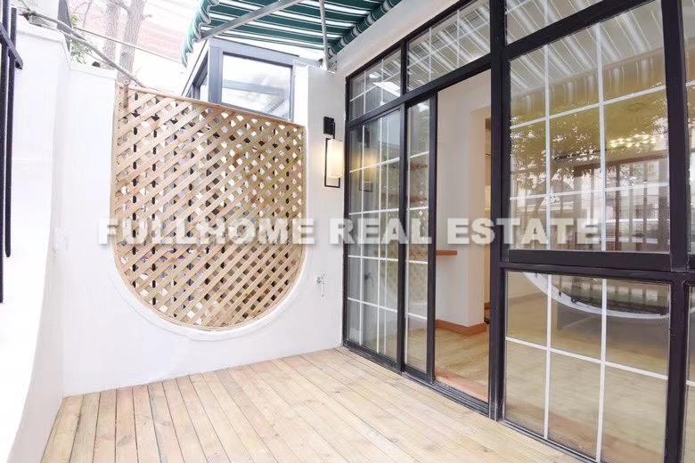 Lane 100-2000 West Nan Jing Road Old House - Interior view 6, Shanghai rental property