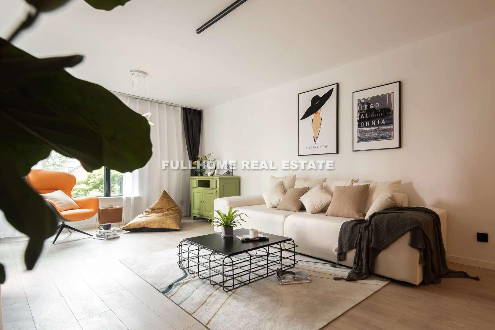 The Courtyards - 3 bedroom apartment in Shanghai, Jing An, Downtown