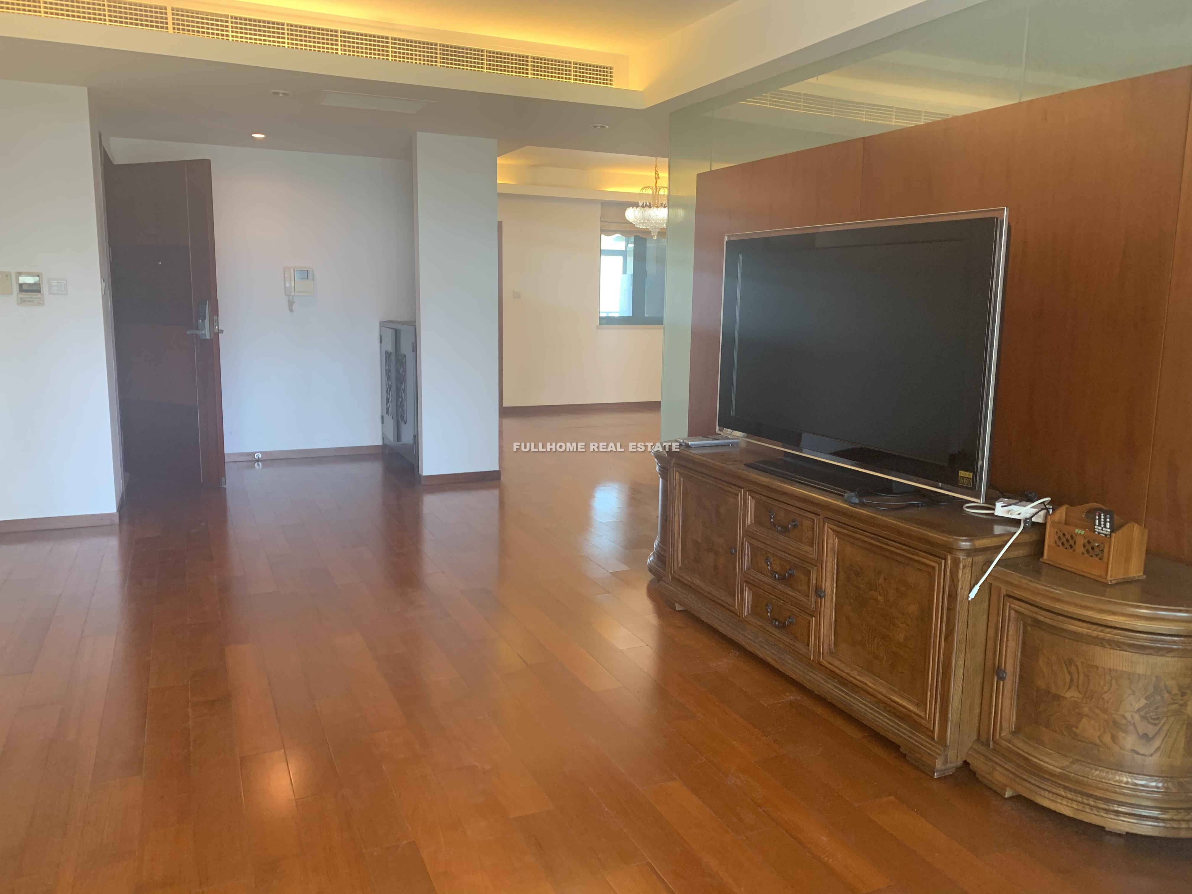 Yanlord Riverside Garden - 4 bedroom apartment in Shanghai, Tianshan, Hongqiao