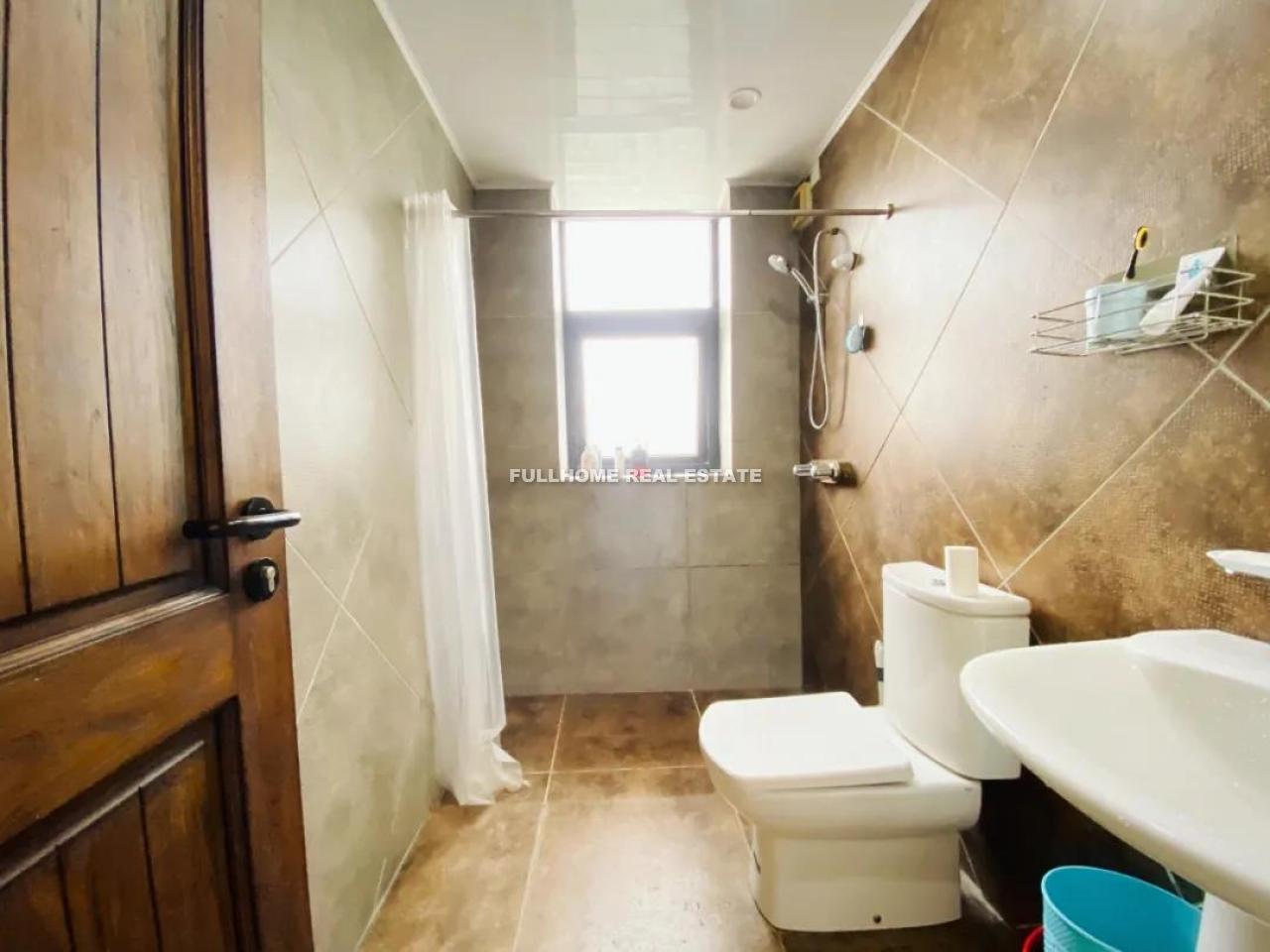 Peninsula Phase I - Interior view 7, Shenzhen rental property