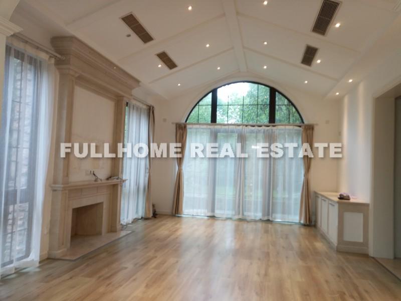 Rancho Santa Fe - 4 bedroom apartment in Shanghai, Minhang, Suburb