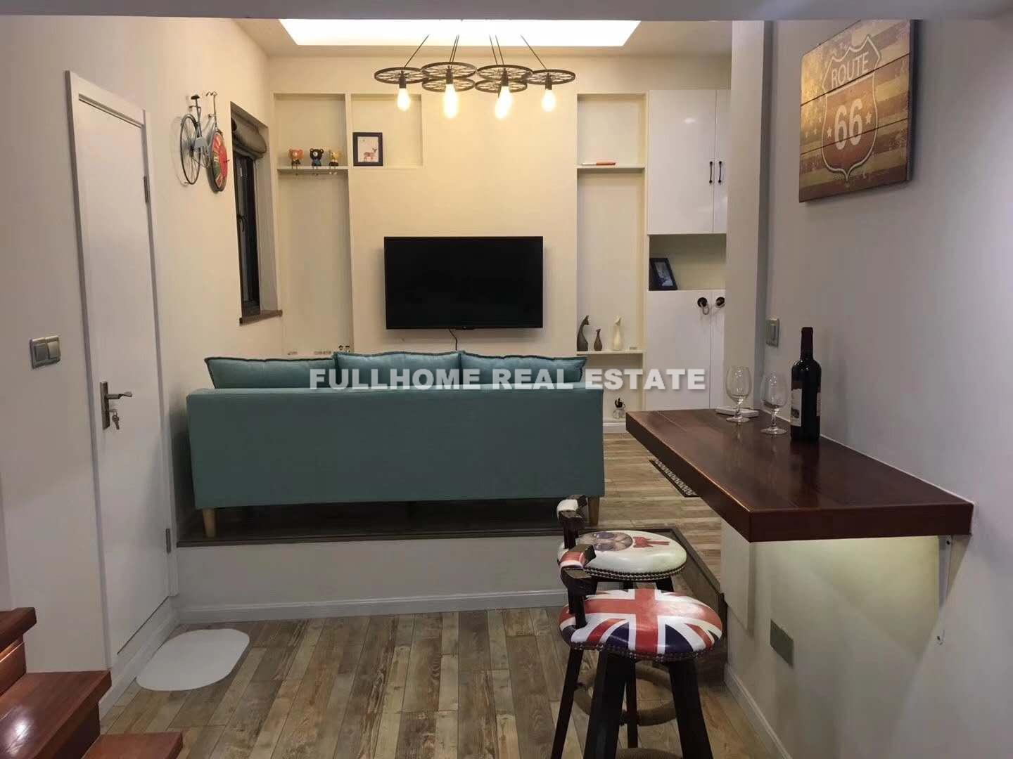 Lane 100-2000 West Nan Jing Road Old House - 1 bedroom apartment in Shanghai, Downtown, Downtown