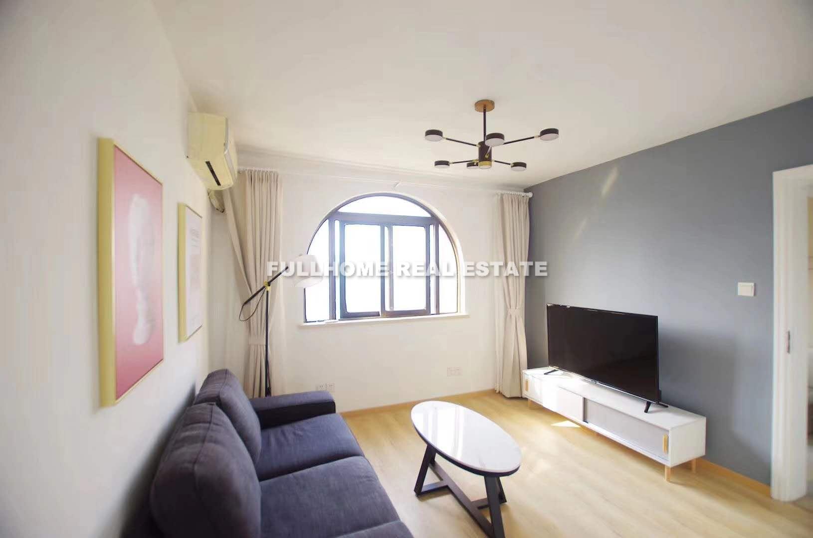 Huai Hai Mansion - 2 bedroom apartment in Shanghai, People Square, Downtown