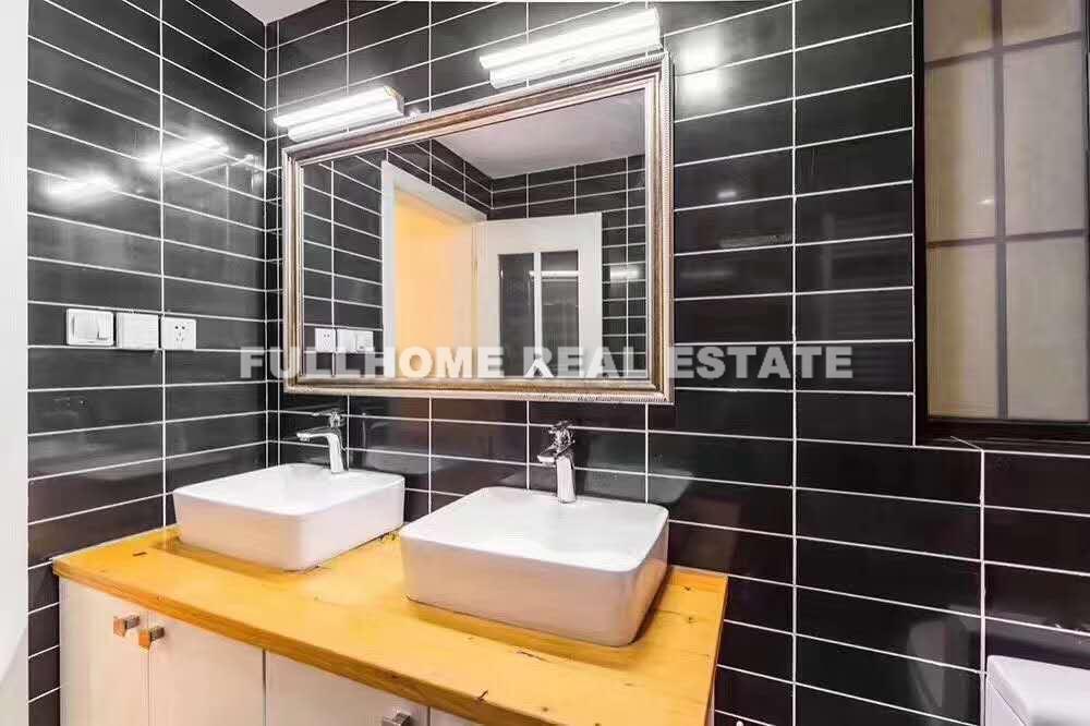 Lane 1-1000 South Shanxi Road Old House - Interior view 6, Shanghai rental property