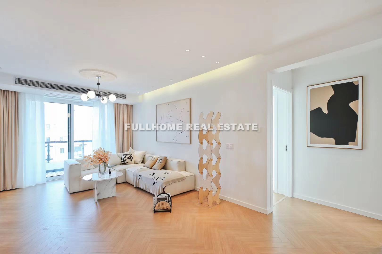 Yong Ye Apartment - 3 bedroom apartment in Shanghai, Xintiandi, Downtown