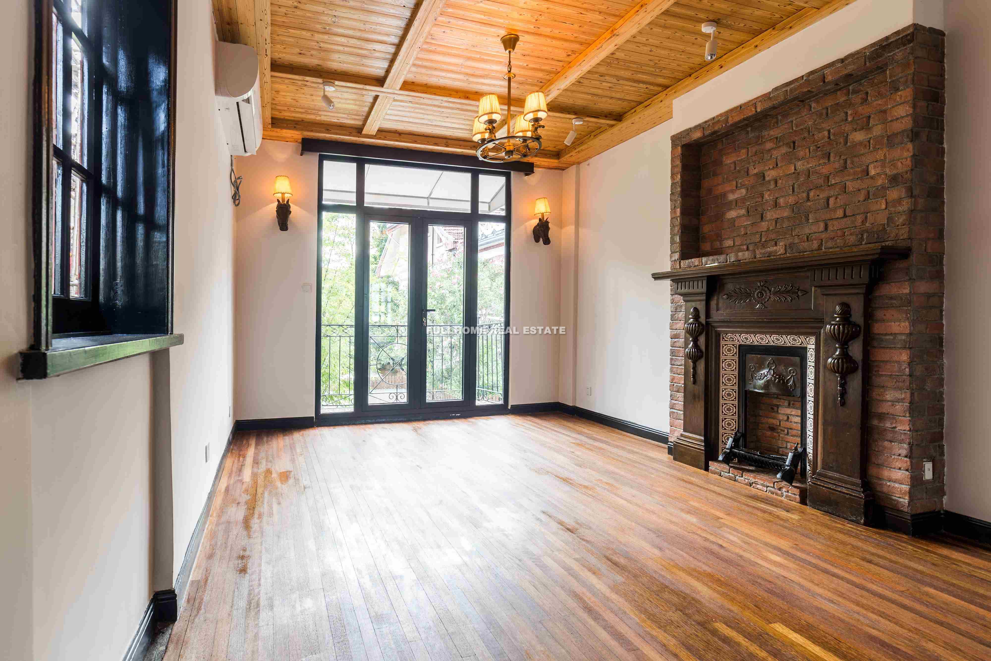 Lane1-500 Tianping Road Old House - Interior view 6, Shanghai rental property
