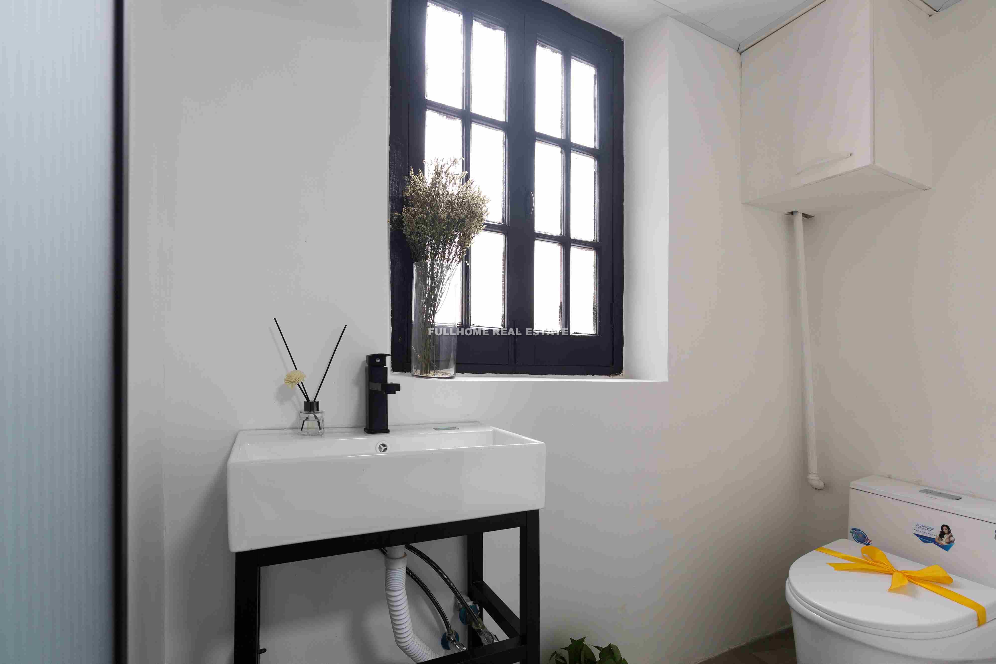 Lane1-500 Tianping Road Old House - Interior view 10, Shanghai rental property