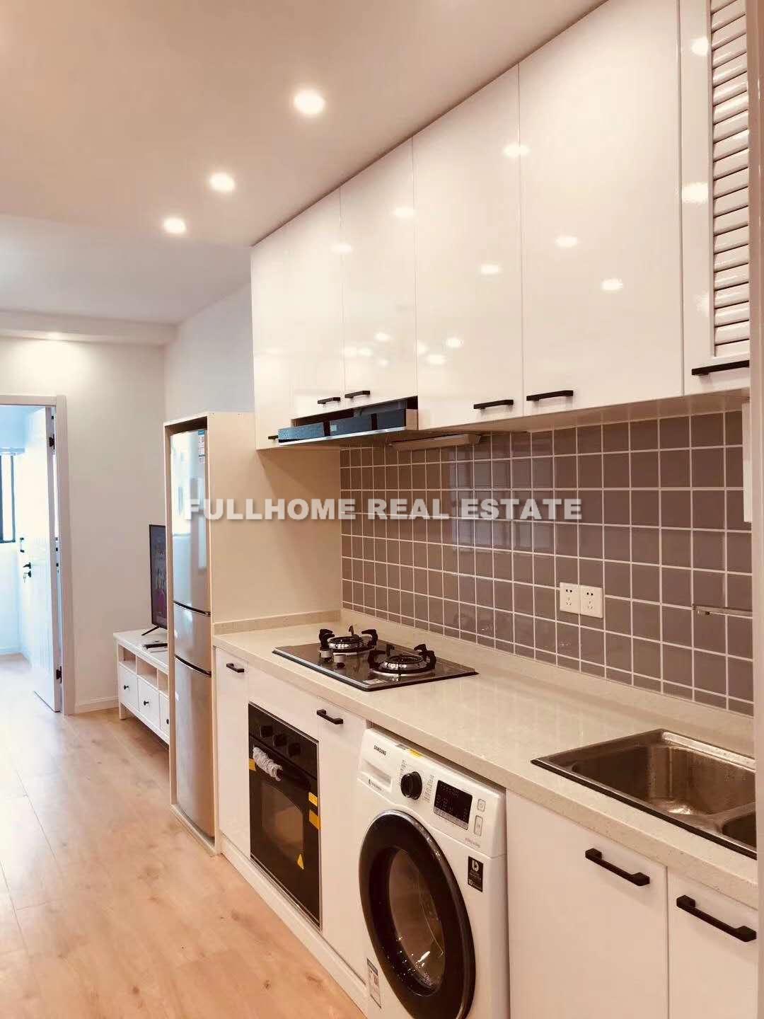 Lane 1-400 Julu Road Old House	 - Interior view 9, Shanghai rental property