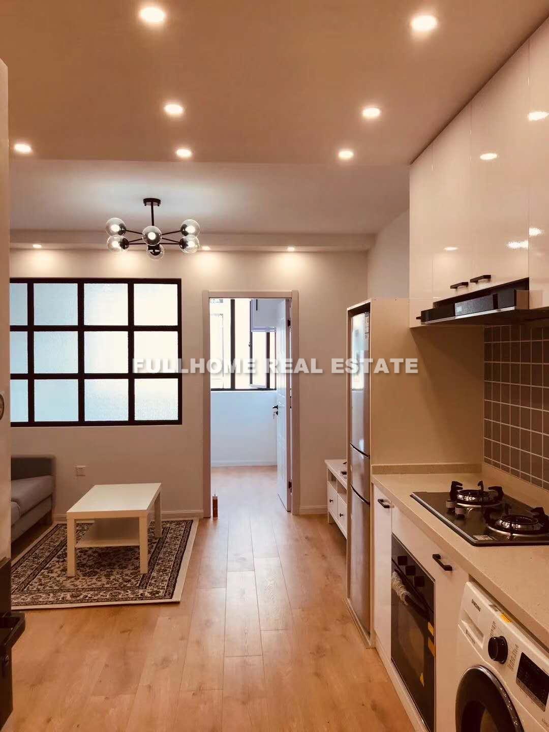 Lane 1-400 Julu Road Old House	 - Interior view 2, Shanghai rental property