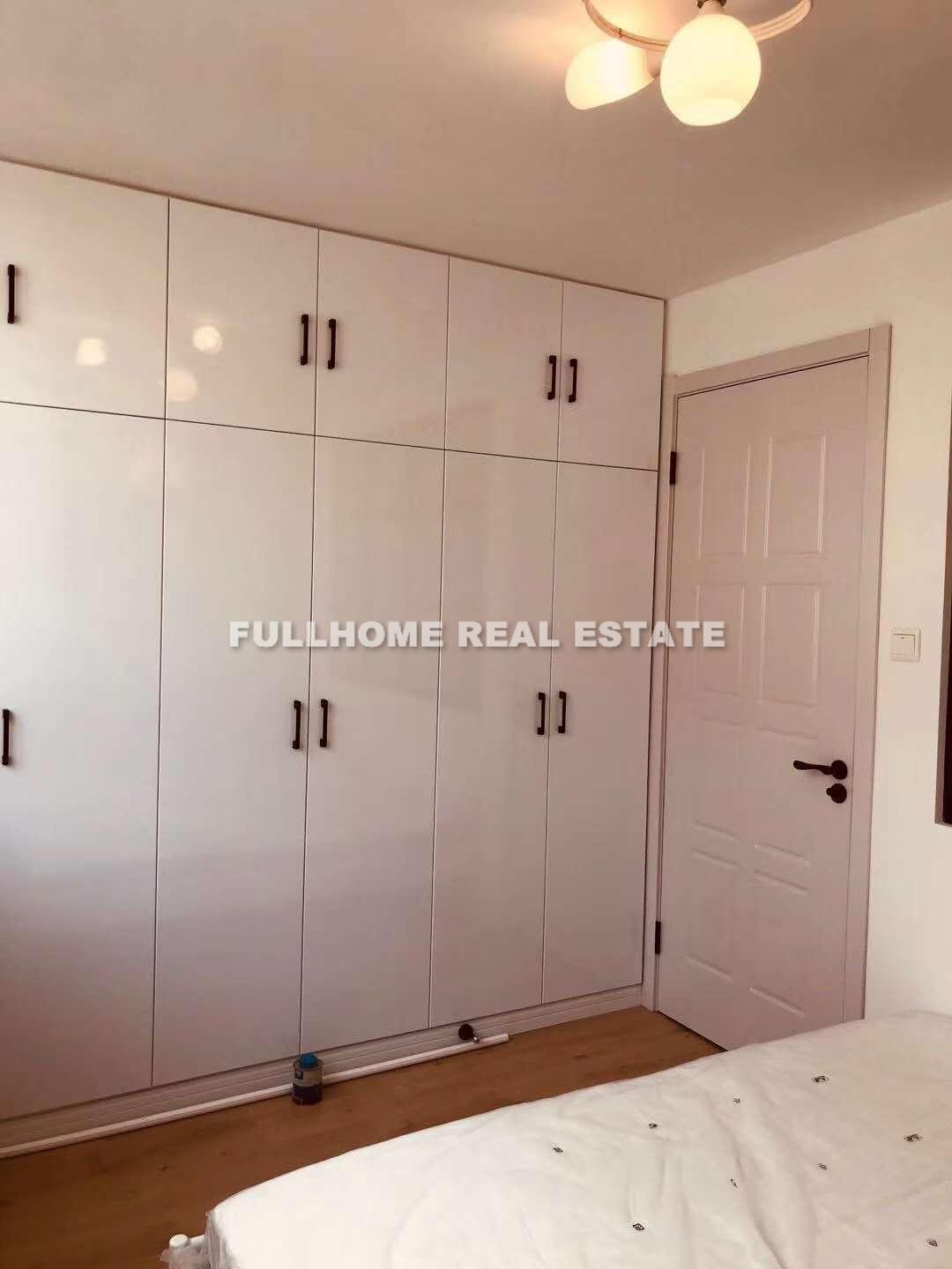 Lane 1-400 Julu Road Old House	 - Interior view 4, Shanghai rental property