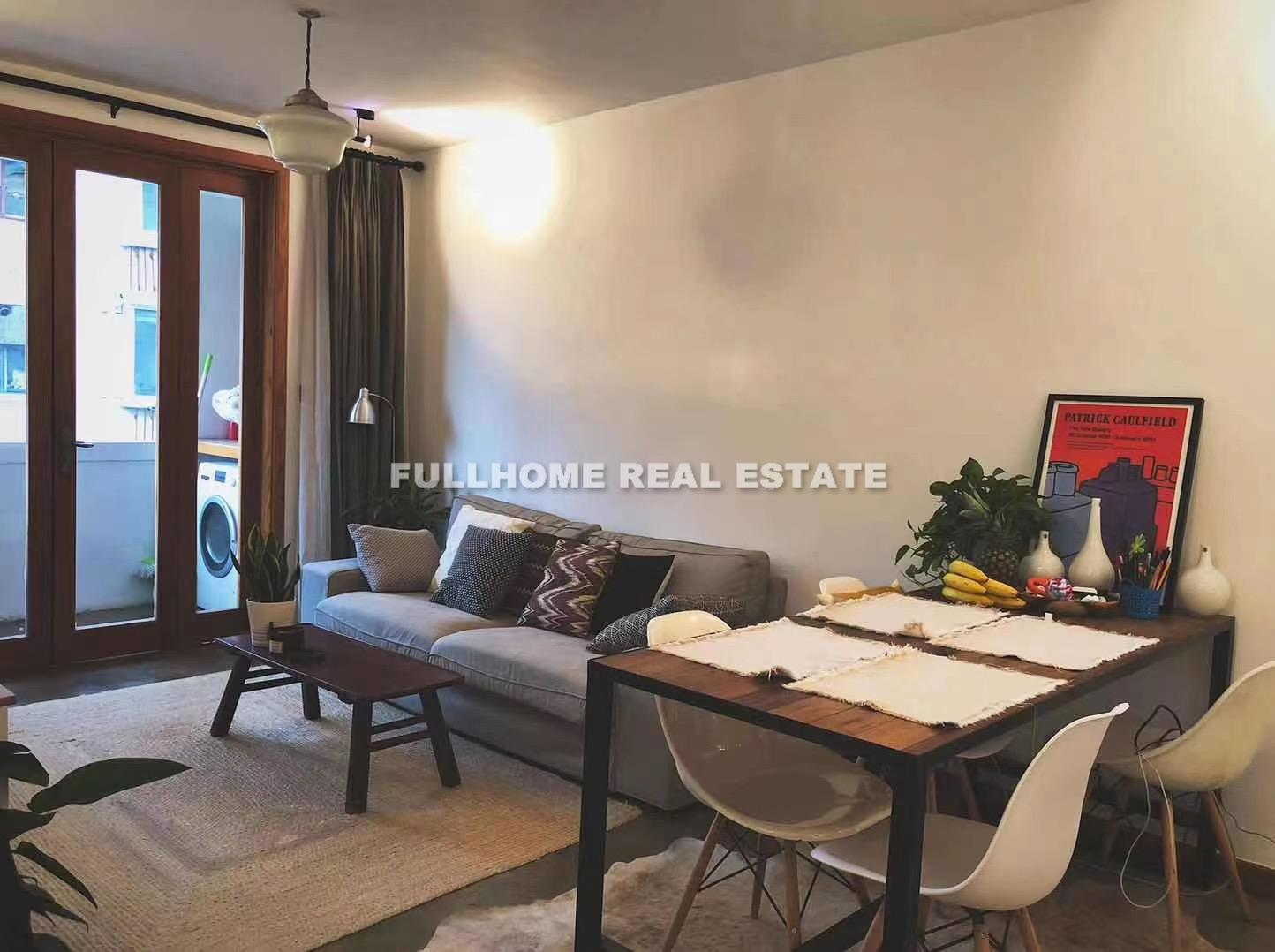 Lane 1-500 Wukang Road Old House - 1 bedroom apartment in Shanghai, Downtown, Downtown