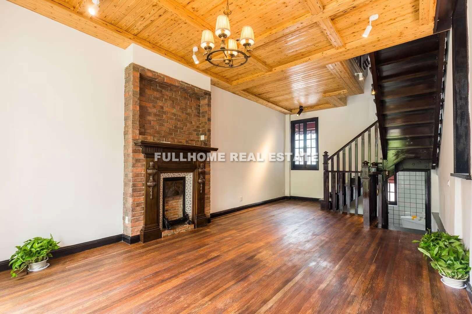 Lane1-500 Tianping Road Old House - 3 bedroom apartment in Shanghai, Xujiahui, Downtown