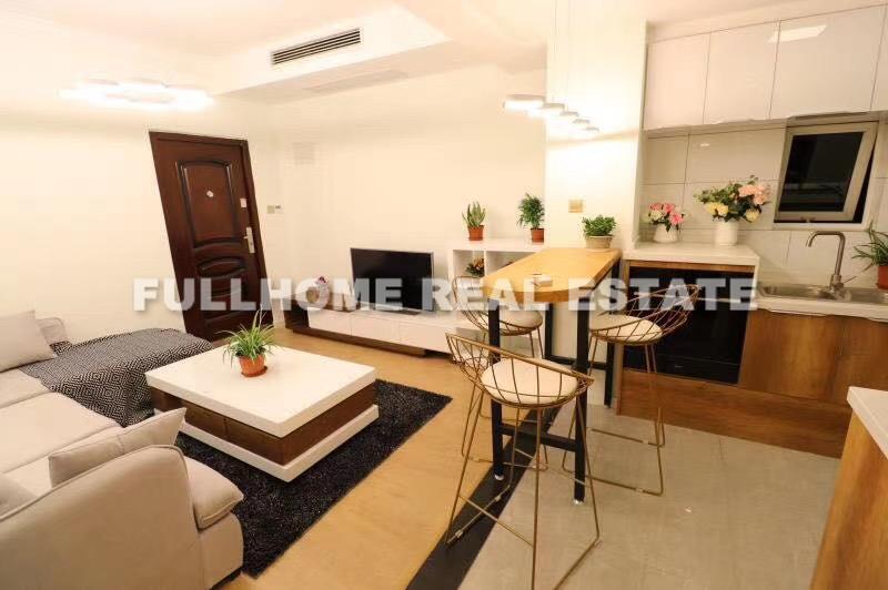 Chez Moi - 2 bedroom apartment in Shanghai, Jing An, Downtown