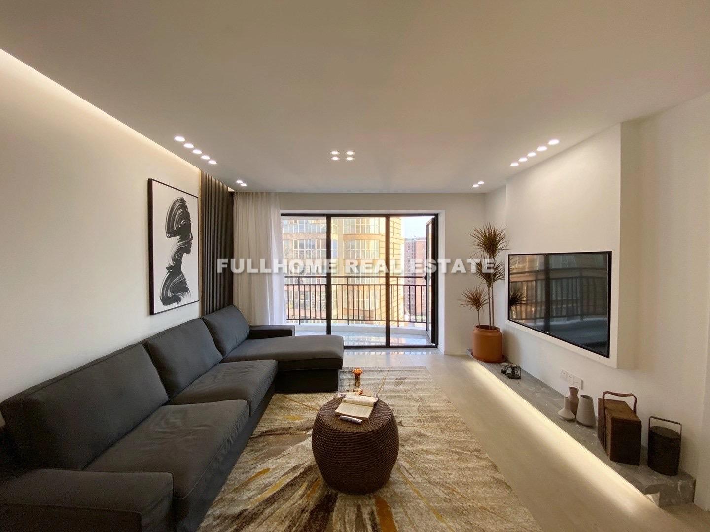 Jingan Yige - 3 bedroom apartment in Shanghai, Jing An, Downtown