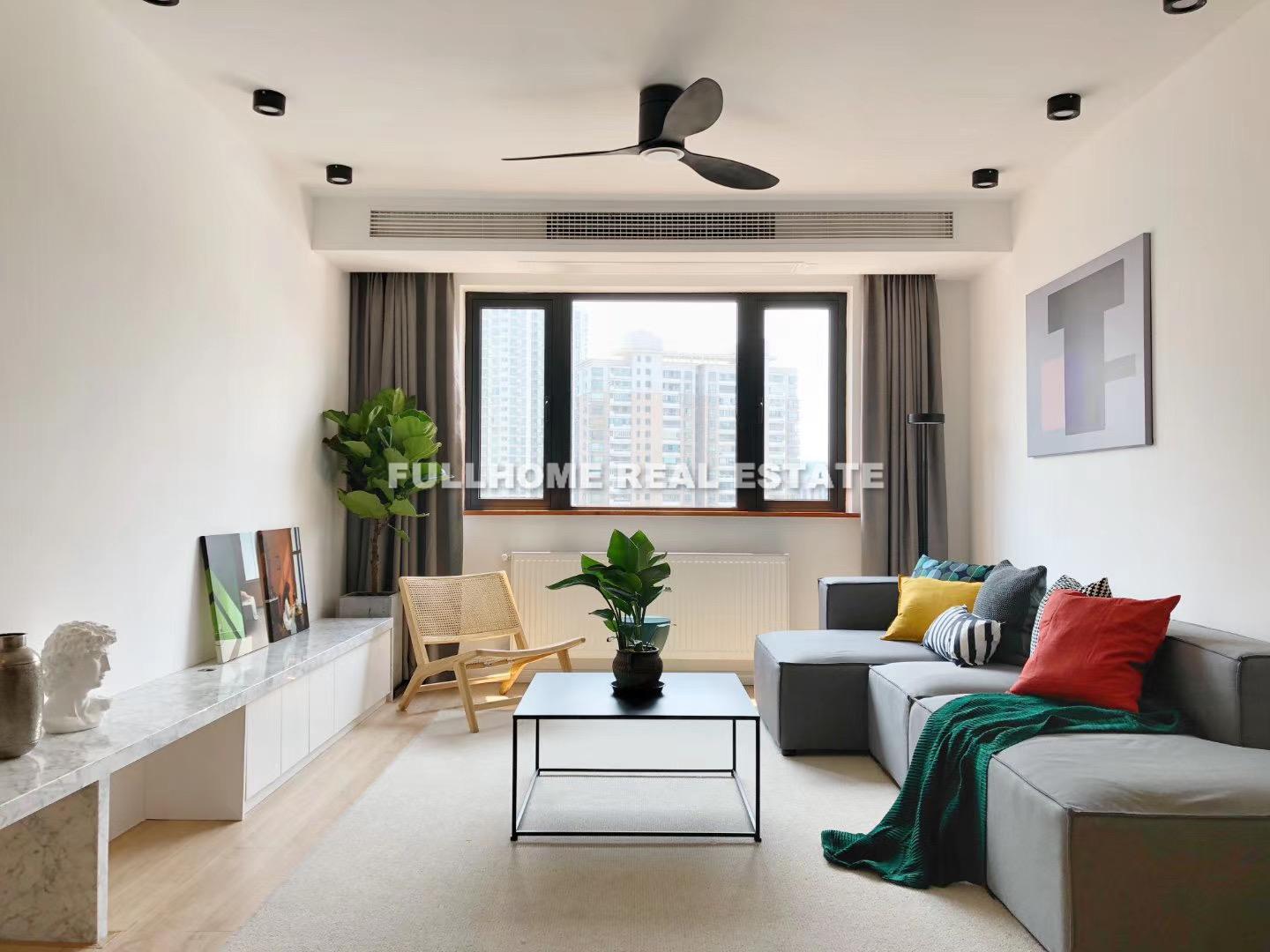 Same compound: Ruijin Garden, 3 bedrooms in Shanghai