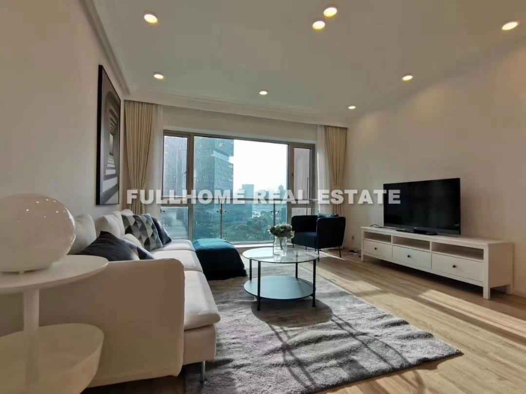 Shimao Riviera Garden - 3 bedroom apartment in Shanghai, Lujiazui, Pudong