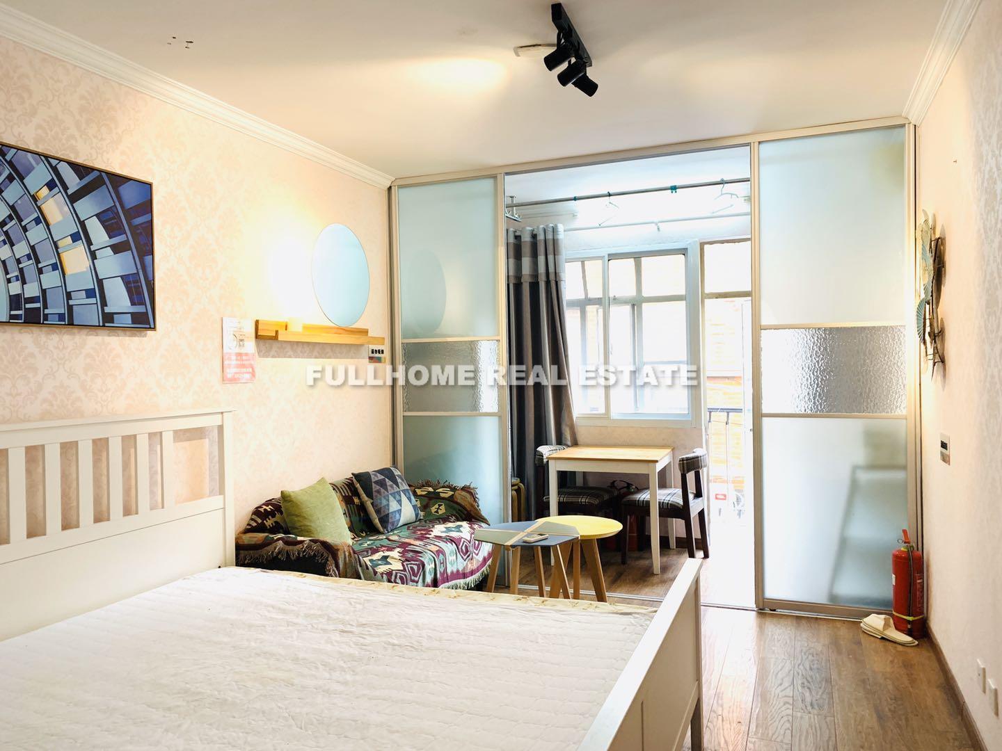 Sheng ping jie - 2 bedroom apartment in Shanghai, FFC, Downtown