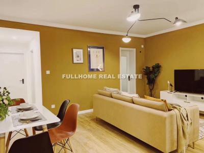 Same compound: Jinpu Apartment, 2 bedrooms in Shanghai