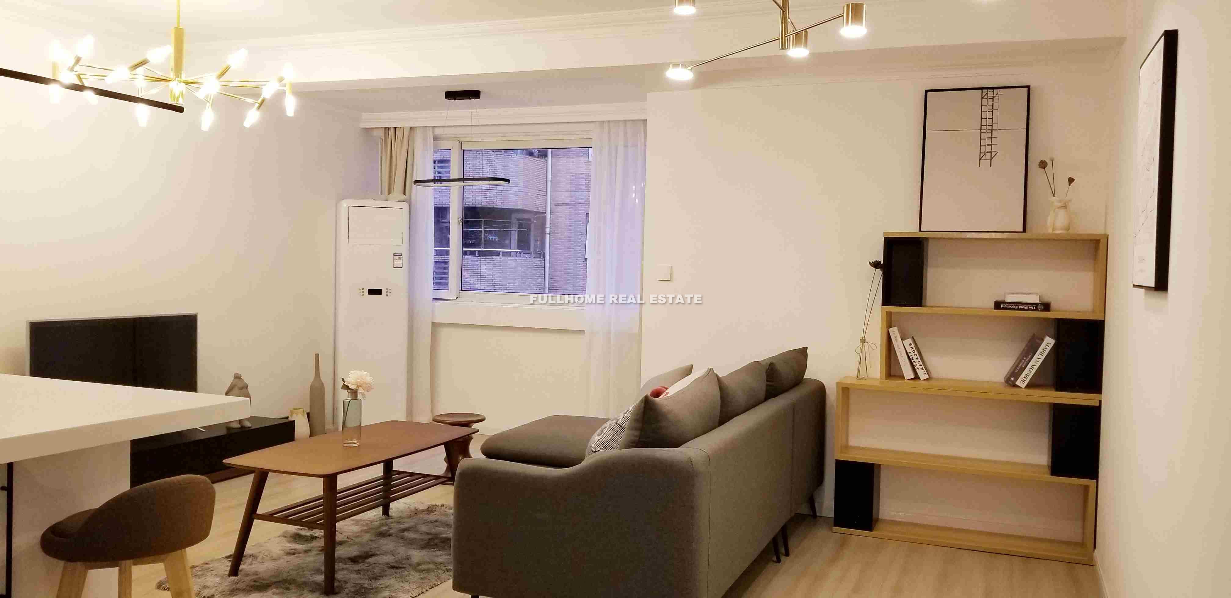 Nan Xi Apartment - 2 bedroom apartment in Shanghai, Xujiahui, Downtown