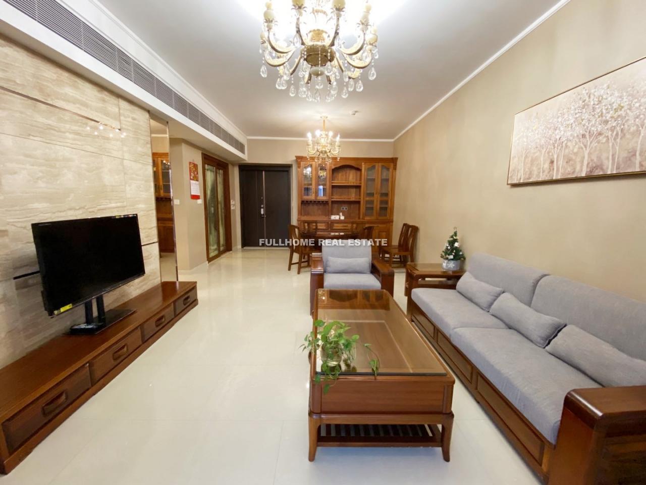 Same compound: Forest Hill, 3 bedrooms in Guangzhou
