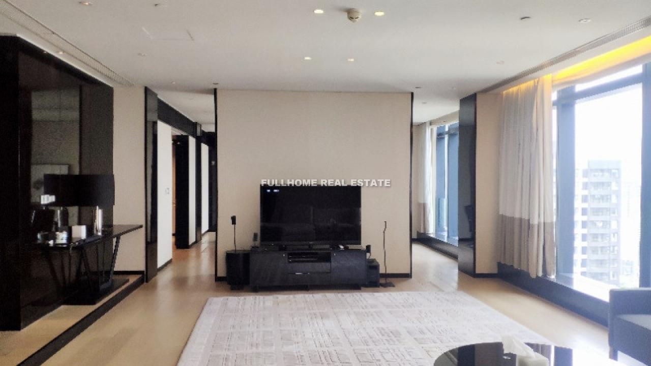 W Apartment - 4 bedroom apartment in Guangzhou, Zhujiang New Town