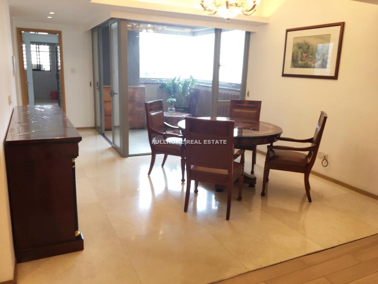 Same compound: The Cosmos, 3 bedrooms in Guangzhou