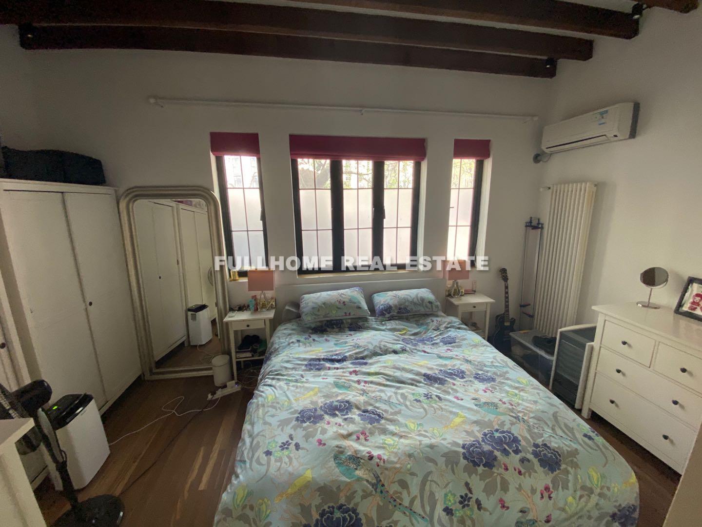 Lane 1-100 Fenyang Road Old House - Interior view 2, Shanghai rental property