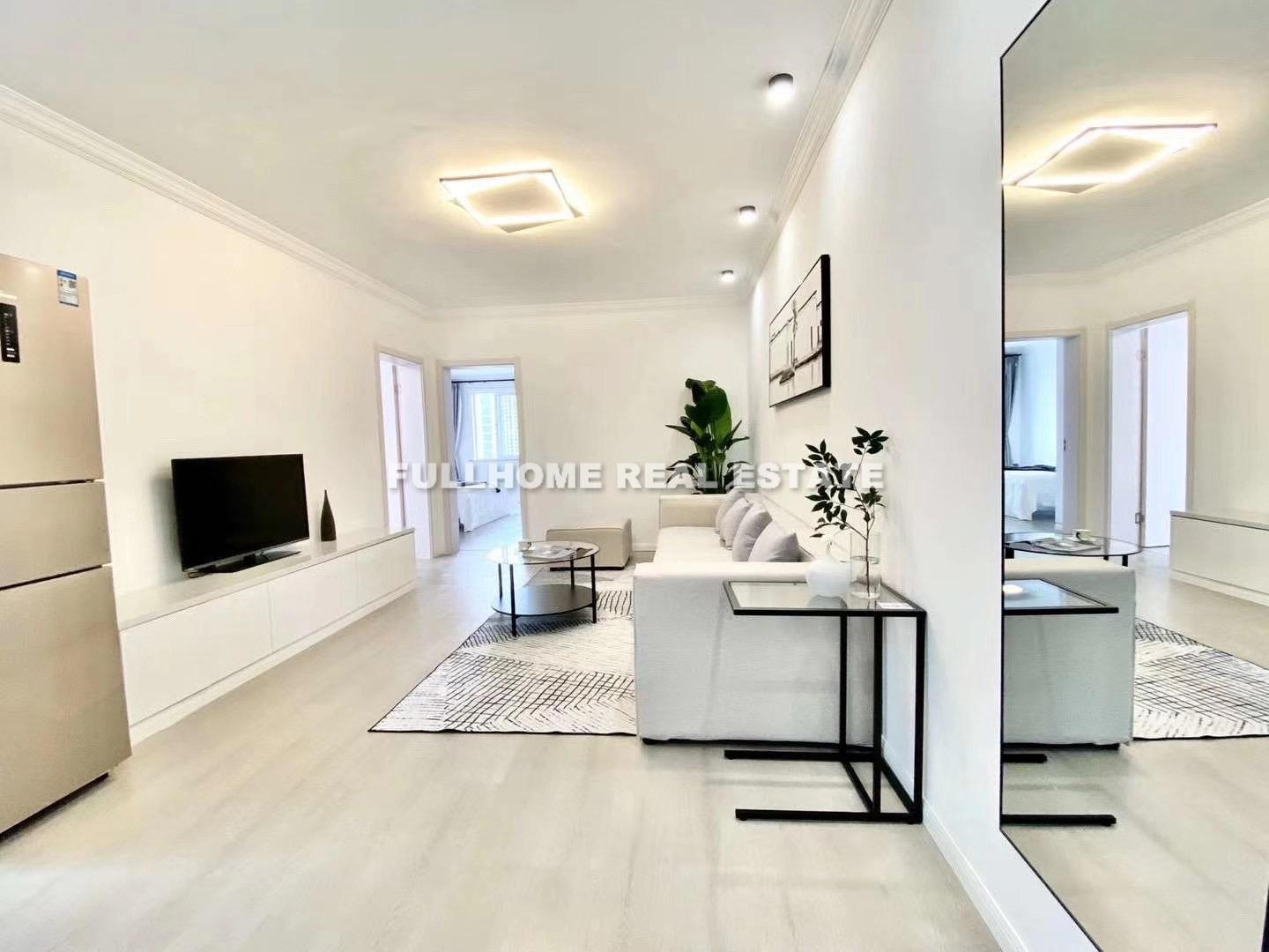 Dongan Apartment - 2 bedroom apartment in Shanghai, Jing An, Downtown