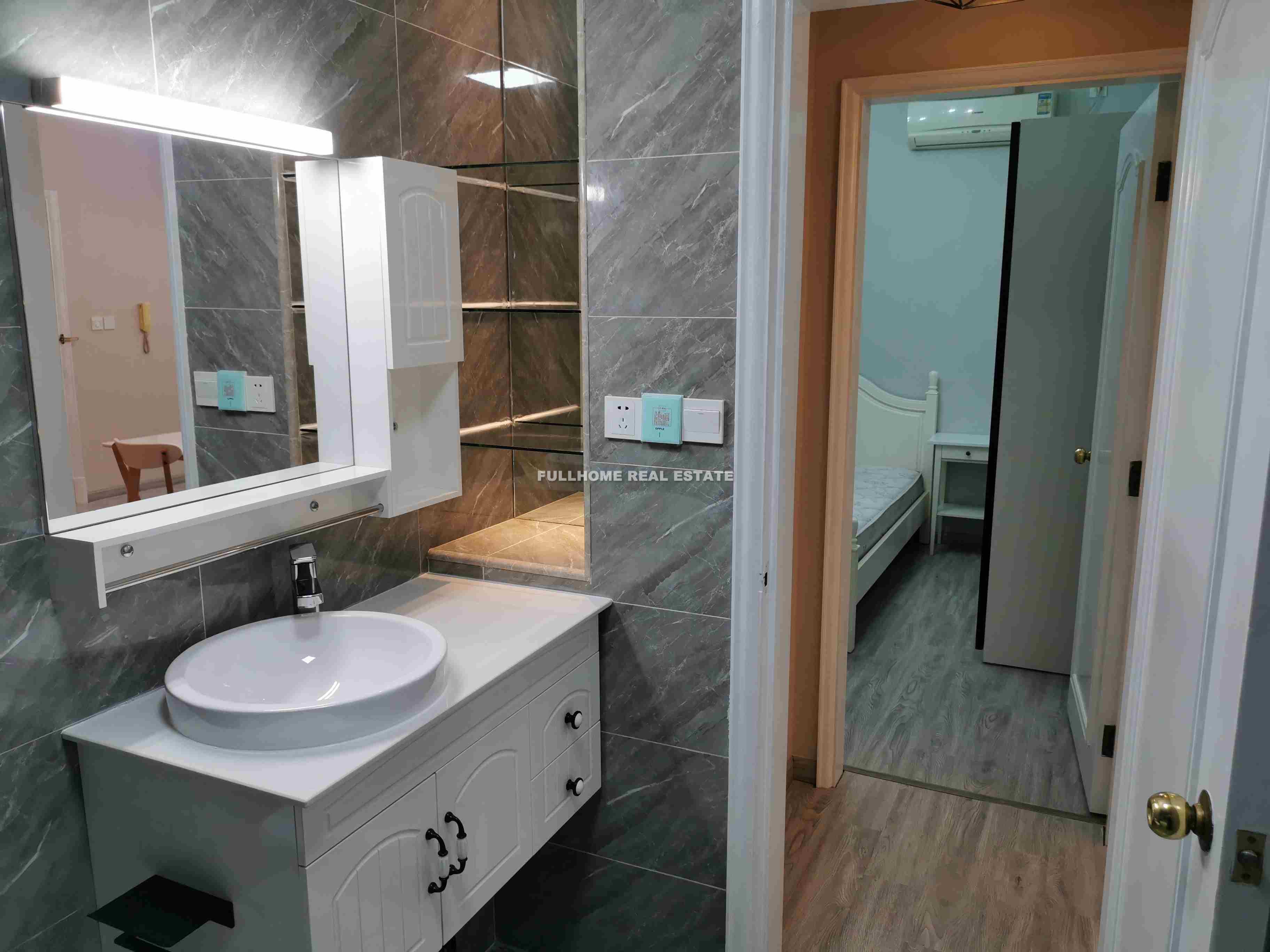 Arcadia - 1 bedroom apartment in Shanghai, Xujiahui, Downtown