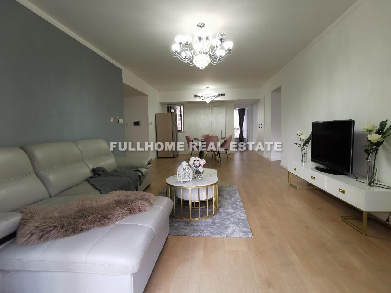 Maison Des Artistes - 3 bedroom apartment in Shanghai, Gubei, Hongqiao