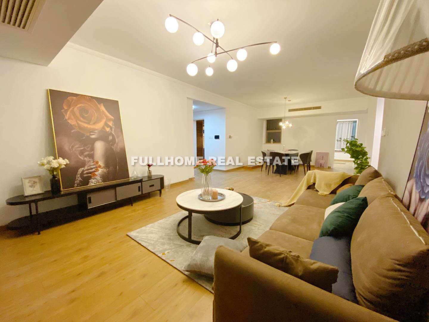 Maison Des Artistes - 3 bedroom apartment in Shanghai, Gubei, Hongqiao