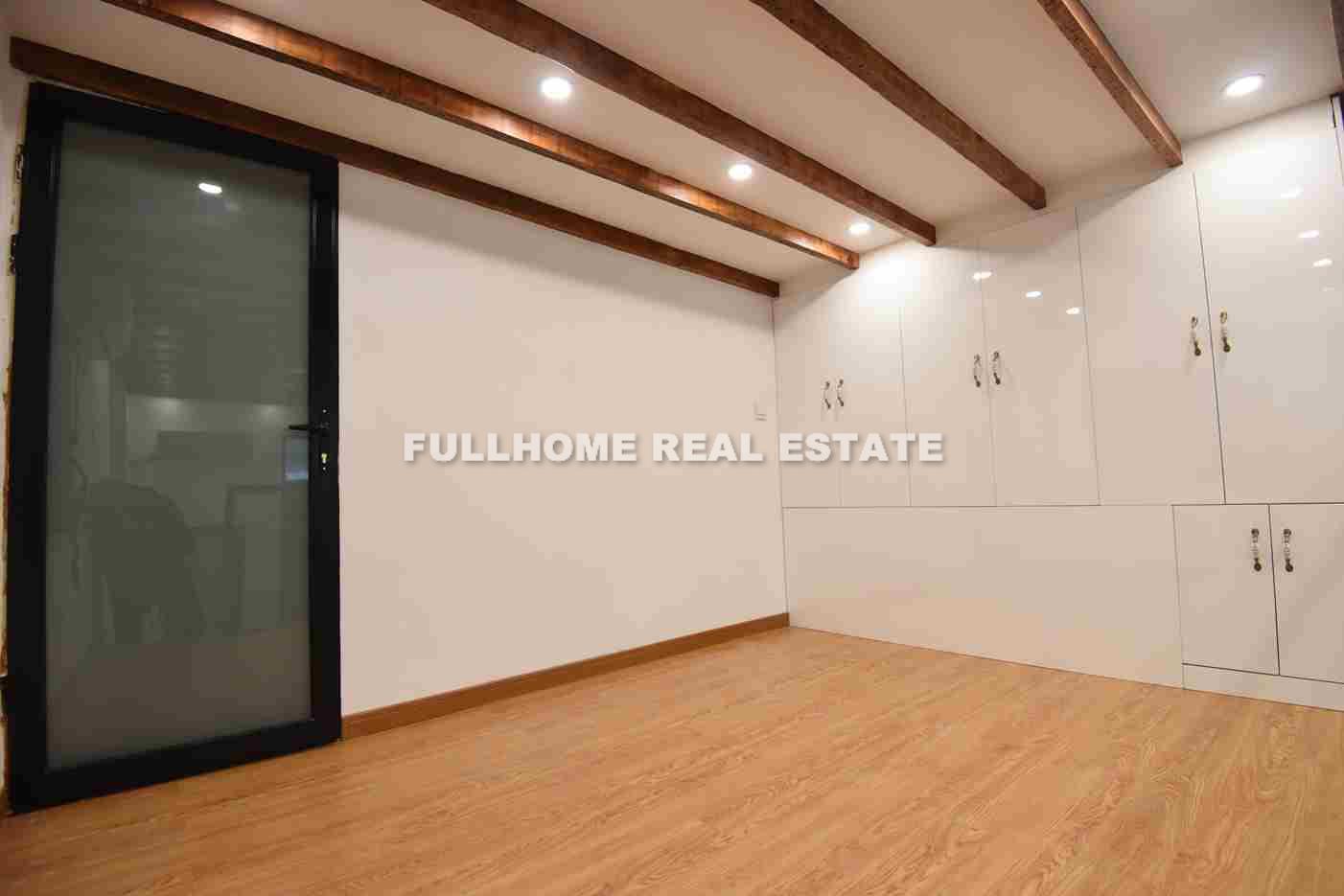 M. Yanan Road Old House - Interior view 15, Shanghai rental property