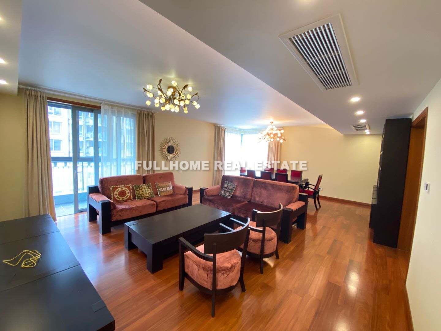 Rich Garden - 4 bedroom apartment in Shanghai, Gubei, Hongqiao