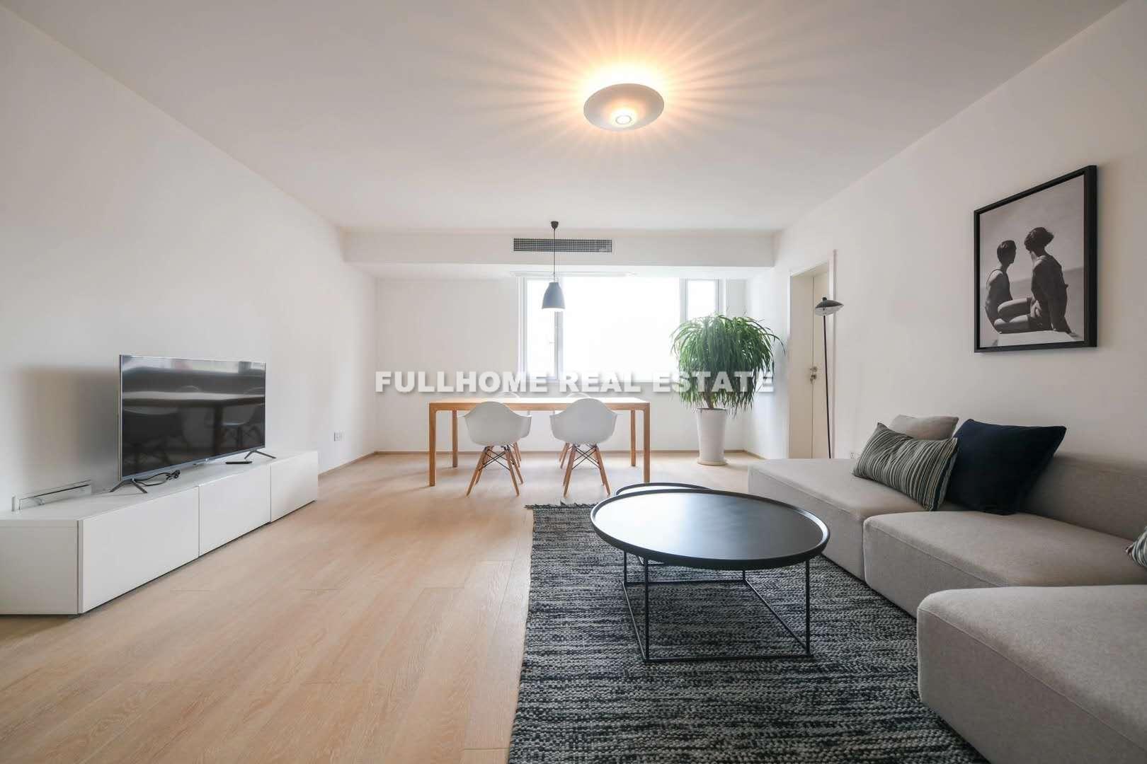 Lane 801-1300 Changle Road Old House - 3 bedroom apartment in Shanghai, FFC, Downtown